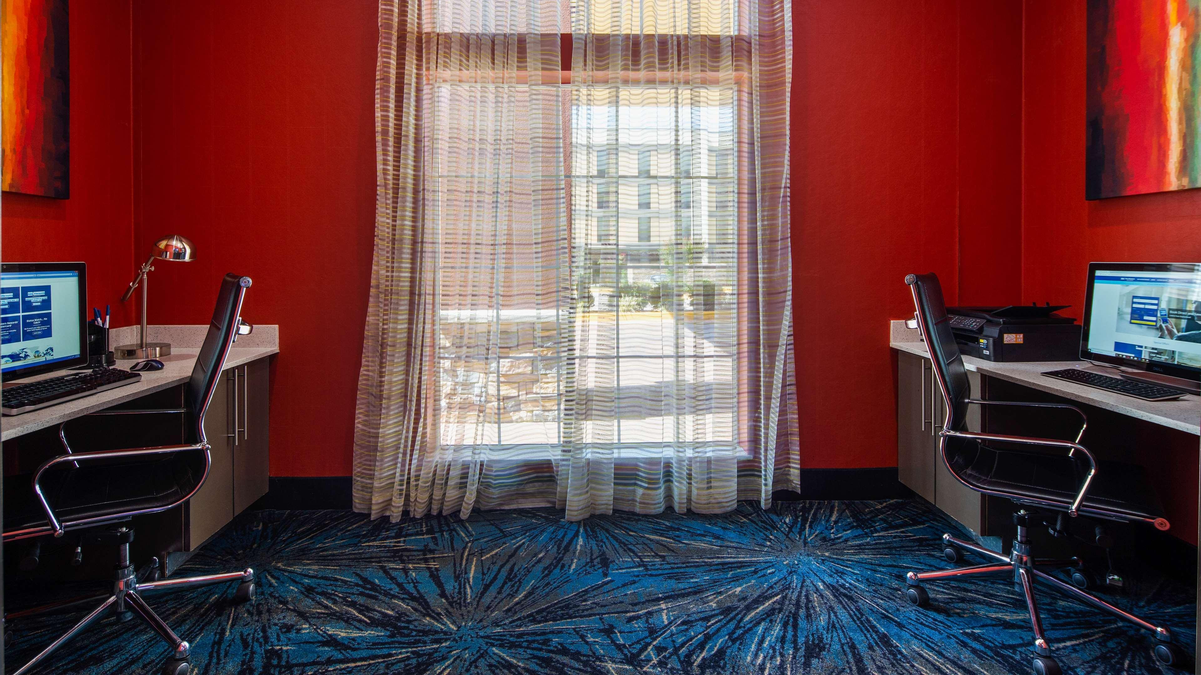 Best Western Plus Inn Of Muskogee Buitenkant foto